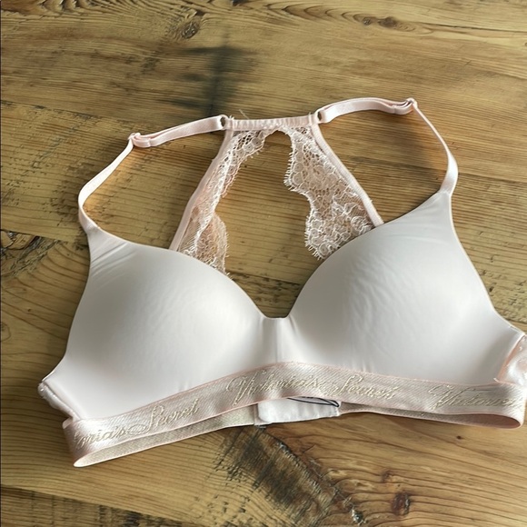 Victoria's Secret Pink and Gold Lace Bra - Picture 1 of 8
